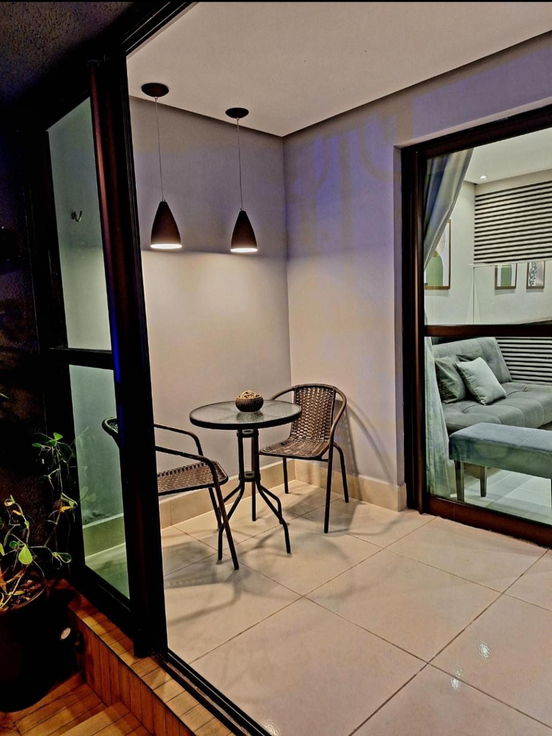 Aconchegante Studio Com Varanda Bananeiras Luaran gambar